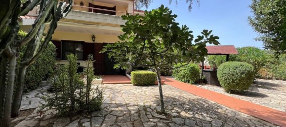 6 rooms House in Taranto, Italy No. 34610 30