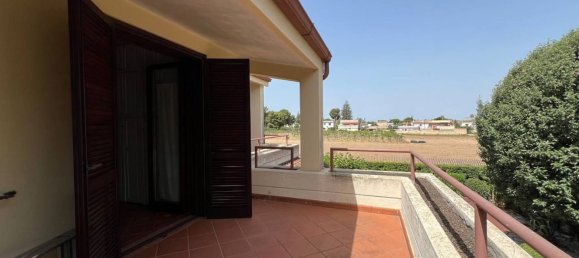 6 rooms House in Taranto, Italy No. 34610 15