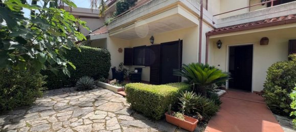 6 rooms House in Taranto, Italy No. 34610 32