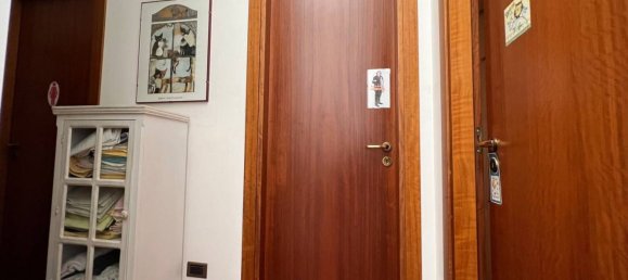 6 rooms House in Taranto, Italy No. 34610 6