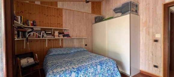 6 rooms House in Taranto, Italy No. 34610 17