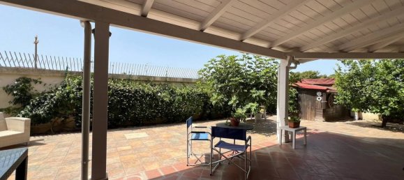 6 rooms House in Taranto, Italy No. 34610 3