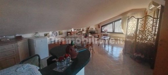 Квартира с 1 спальней в Рим, Италия № 260092 2