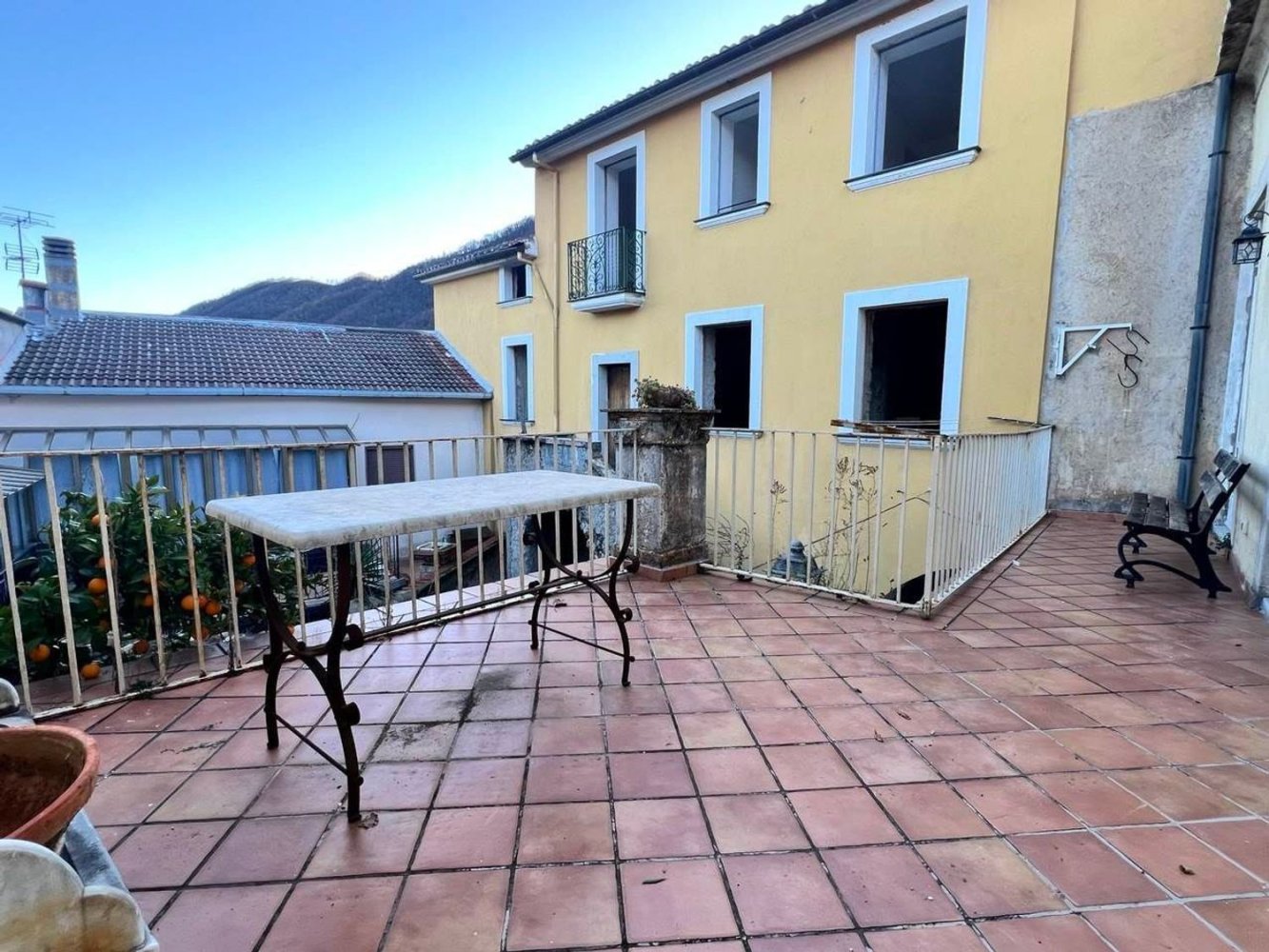 5 rooms House in Giffoni Valle Piana, Italy No. 29387