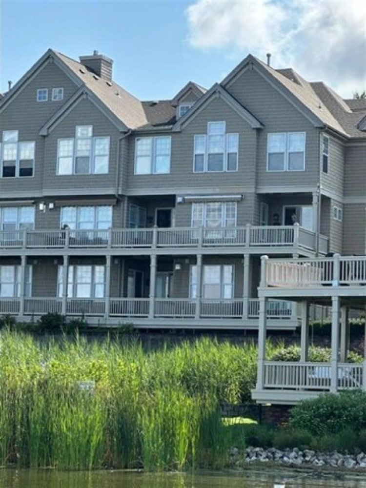 3 bedrooms House in Wauconda, USA No. 412846