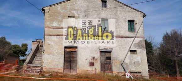 6 rooms House in Cossignano, Italy No. 17401 2