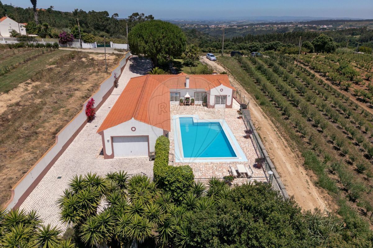 3 bedrooms House in Obidos, Portugal No. 186570