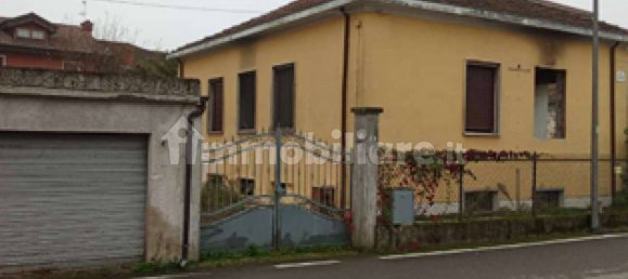 2 bedrooms Apartment in Isola Sant'Antonio, Italy No. 282695 9