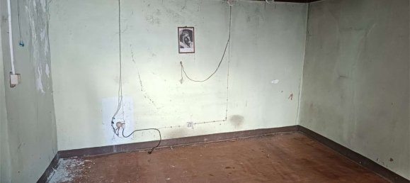 Дом с 5 комнатами в Лилльян, Италия № 221058 14