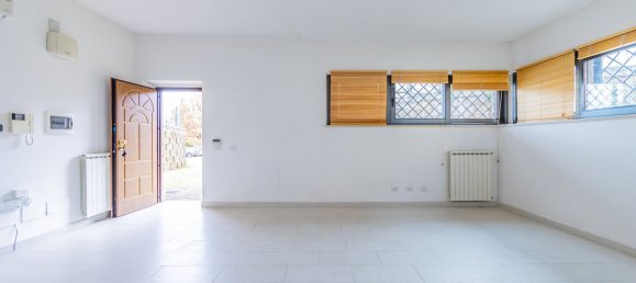 Edifício em Frascati, Italy 1000 m² N.º 118833 3