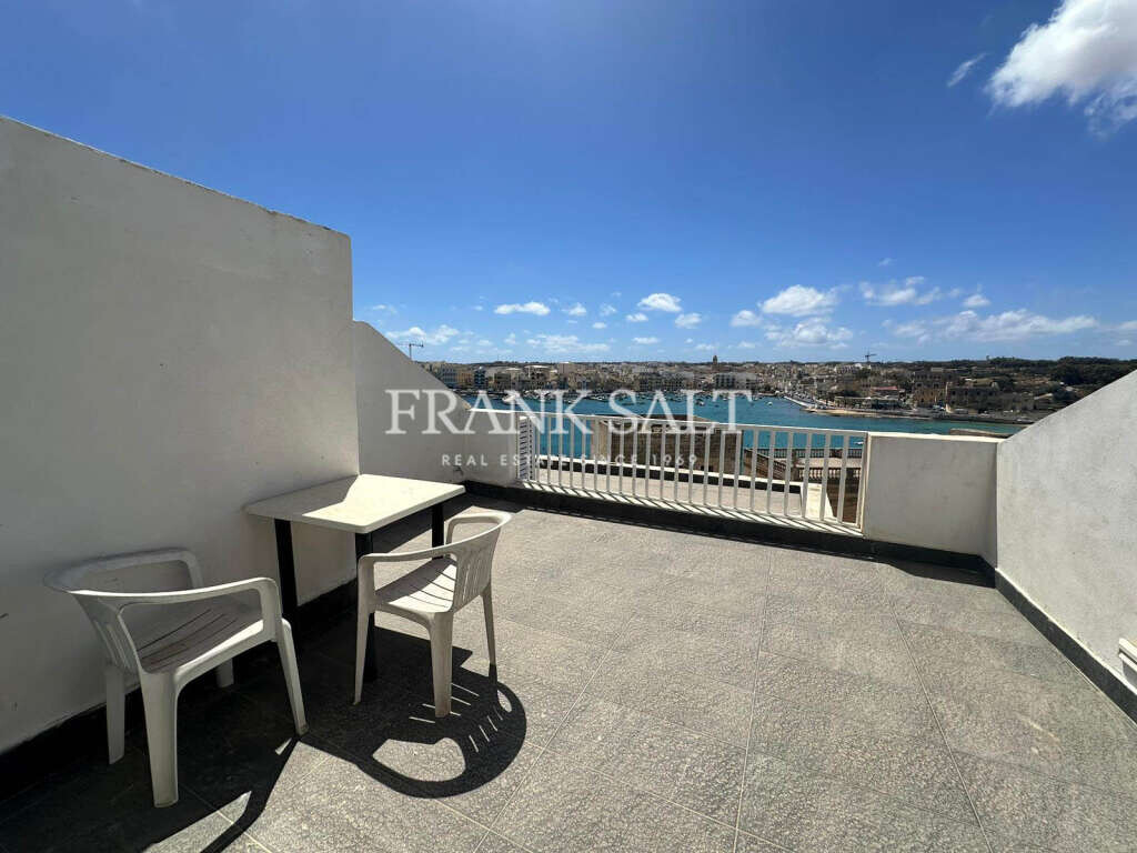 Пентхаус с 2 спальнями в Бирзеббуджа, Мальта № 7560