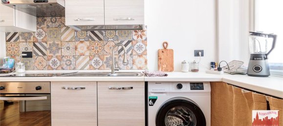 Propiedad comercial de 1 dormitorio en Varese, Italy No. 374169 8