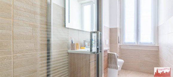 Propiedad comercial de 1 dormitorio en Varese, Italy No. 374169 17