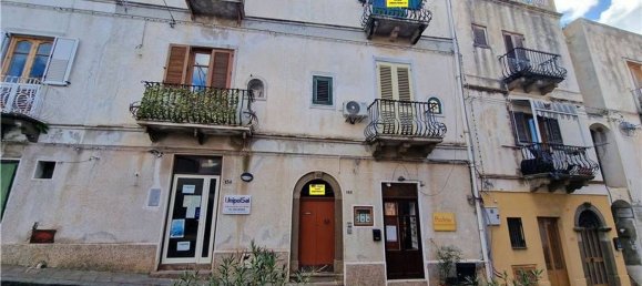 Квартира с 3 комнатами в Липари, Италия № 155549 7