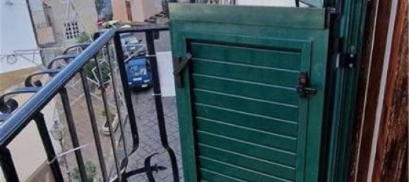 Квартира с 3 комнатами в Липари, Италия № 155549 14