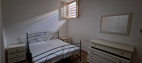 Квартира с 3 комнатами в Липари, Италия № 155549 19