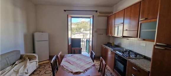 Квартира с 3 комнатами в Липари, Италия № 155549 12