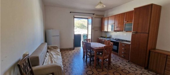 Квартира с 3 комнатами в Липари, Италия № 155549 11