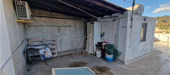 Квартира с 3 комнатами в Липари, Италия № 155549 23