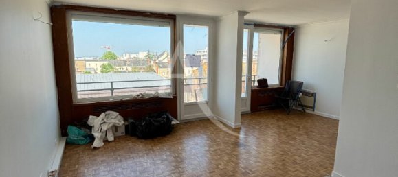 Квартира с 3 спальнями в Ла-Рош-сюр-Йон, Франция № 277952 3