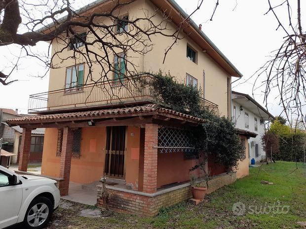 6 rooms Villa in Udine, Italy No. 309288