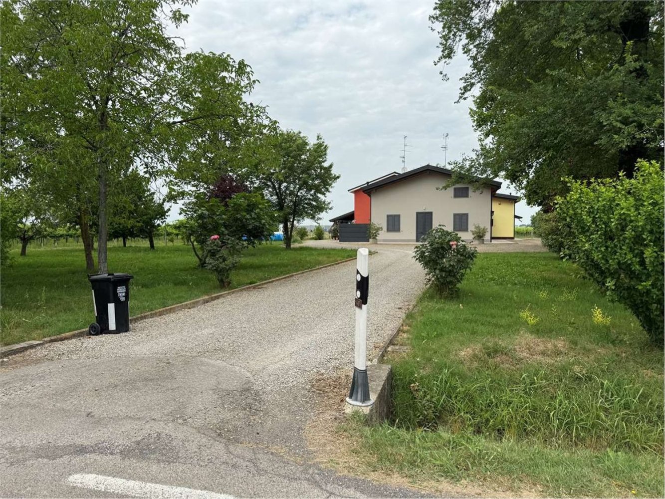 7غرفة فيلا في Reggio Emilia, Italy رقم 106801