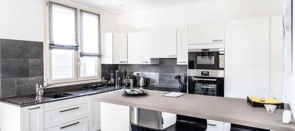 7غرفة فيلا في Reggio Emilia, Italy رقم 106801 29