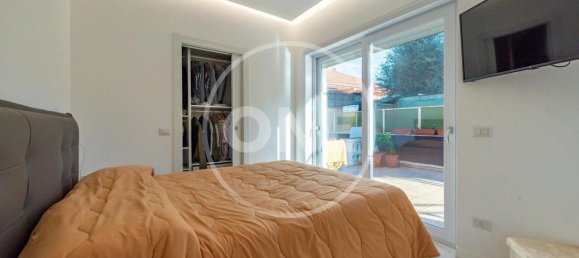 3 rooms Apartment in Rome, Italy No. 14774 34