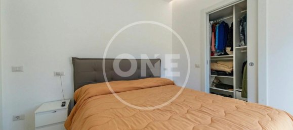 3 rooms Apartment in Rome, Italy No. 14774 13