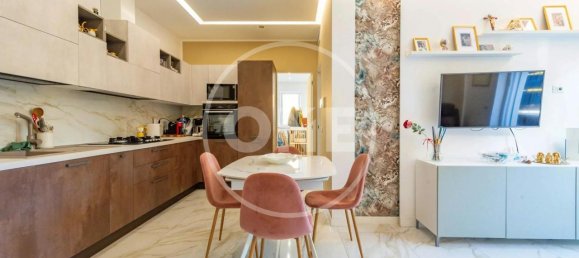 3 rooms Apartment in Rome, Italy No. 14774 25