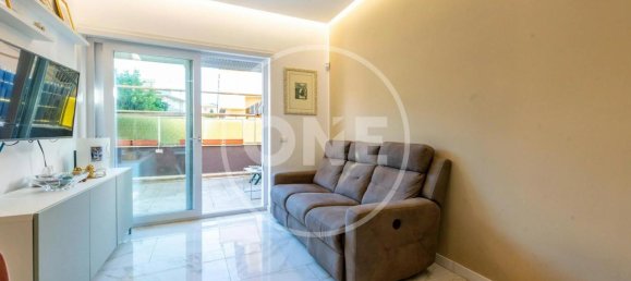 3 rooms Apartment in Rome, Italy No. 14774 32