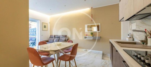 3 rooms Apartment in Rome, Italy No. 14774 31