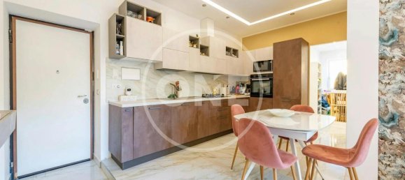 3 rooms Apartment in Rome, Italy No. 14774 2