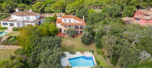 6 bedrooms Villa in Cadiz, Spain No. 29230 10