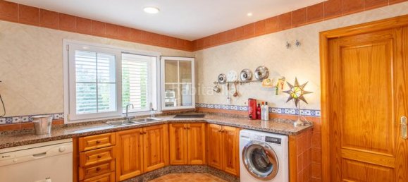 6 bedrooms Villa in Cadiz, Spain No. 29230 31