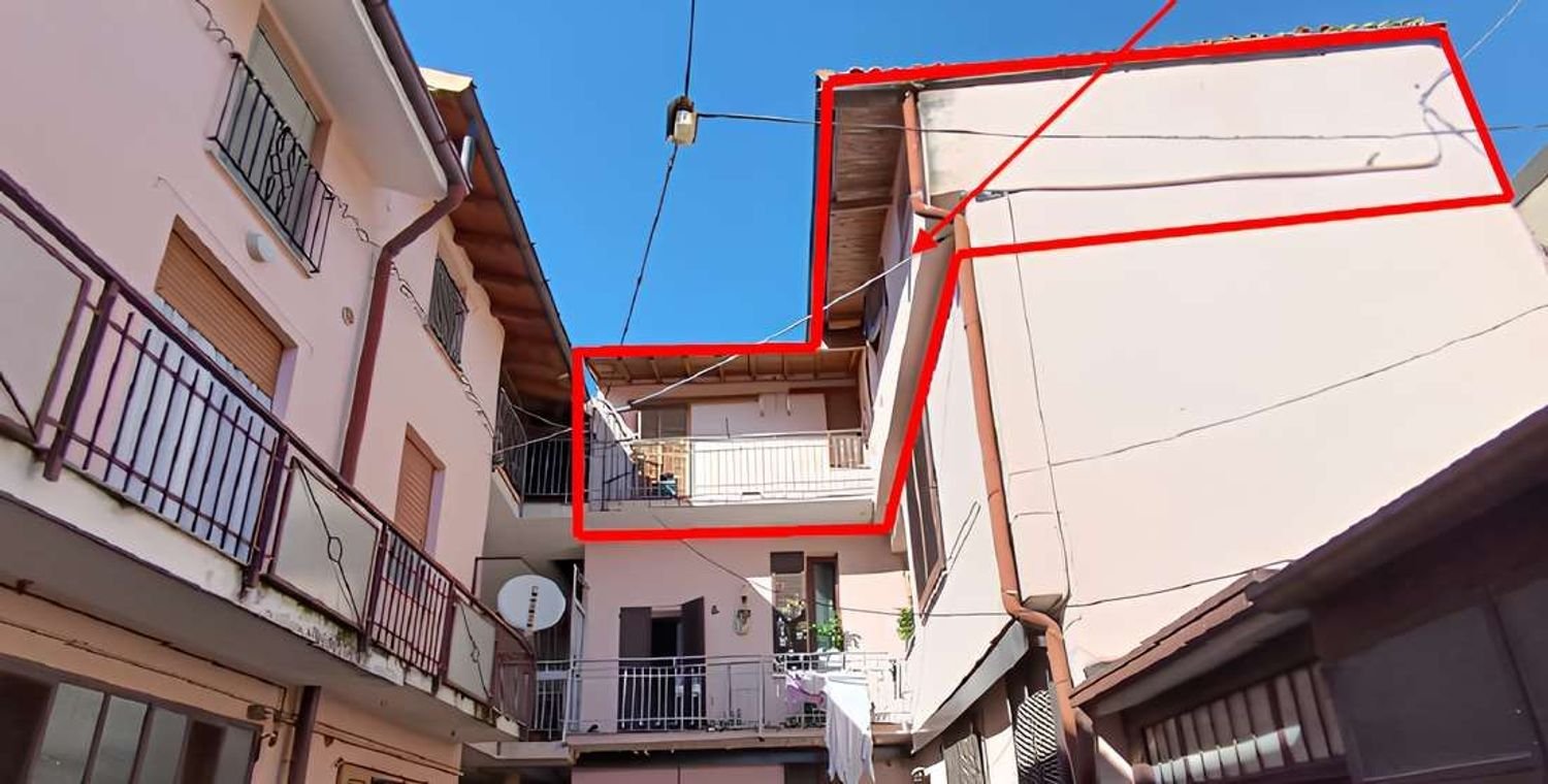 Apartamento de 3 divisões em Cirimido, Italy N.º 6219