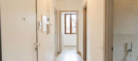 3 rooms Apartment in Giussano, Italy No. 4948 26