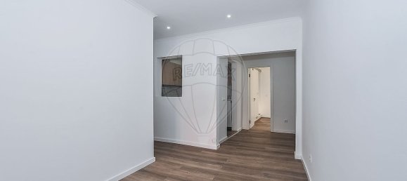 2 Schlafzimmer Wohnung in Lisbon, Portugal, Nr. 319075 10
