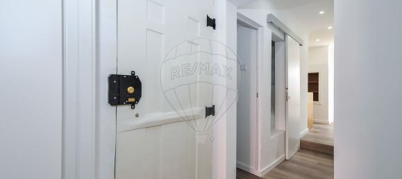 2 Schlafzimmer Wohnung in Lisbon, Portugal, Nr. 319075 4