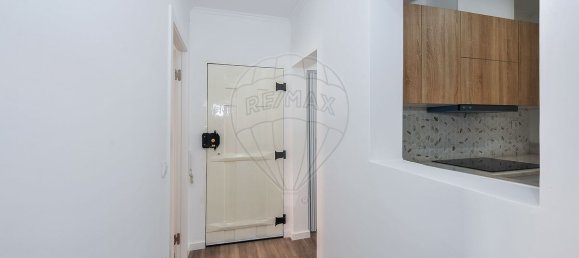 2 Schlafzimmer Wohnung in Lisbon, Portugal, Nr. 319075 5