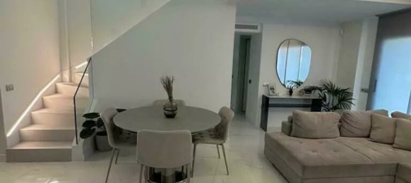 T3 em Marousi, Greece N.º 2987 5