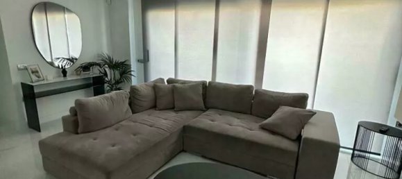 T3 em Marousi, Greece N.º 2987 4