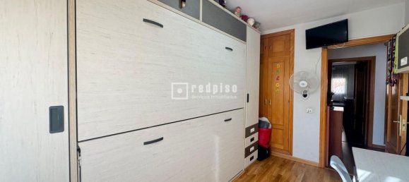 Apartamento de 3 dormitorios en Madrid, Spain No. 172946 11