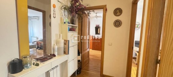 Apartamento de 3 dormitorios en Madrid, Spain No. 172946 15