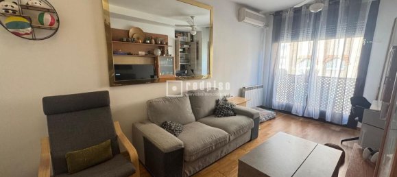Apartamento de 3 dormitorios en Madrid, Spain No. 172946 2