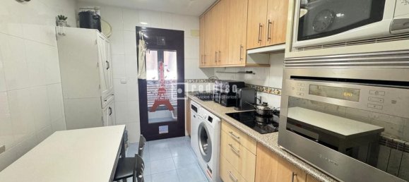 Apartamento de 3 dormitorios en Madrid, Spain No. 172946 5