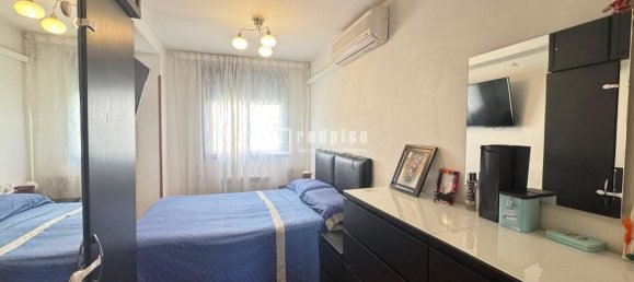 Apartamento de 3 dormitorios en Madrid, Spain No. 172946 10