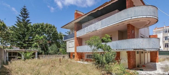 Villa T13 em Cascais, Portugal N.º 38789 2