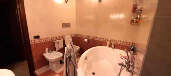 Apartamento de 6 habitaciónes en Marano di Napoli, Italy No. 37367 10