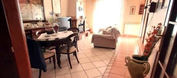 Apartamento de 6 habitaciónes en Marano di Napoli, Italy No. 37367 3